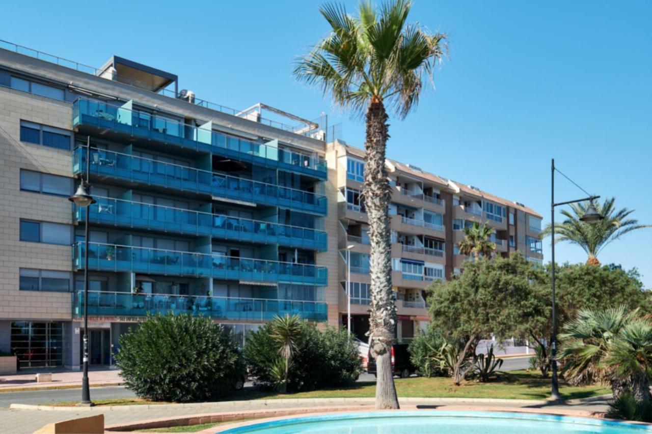 Sea Front Callas De Torrevieja Apartamento Exterior foto